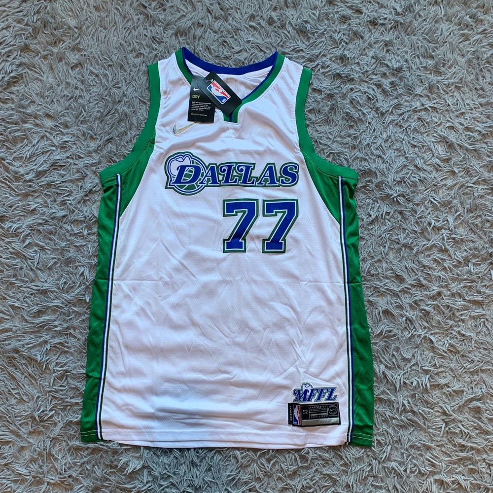 NEW!! Luka Doncic Dallas Mavericks Jersey